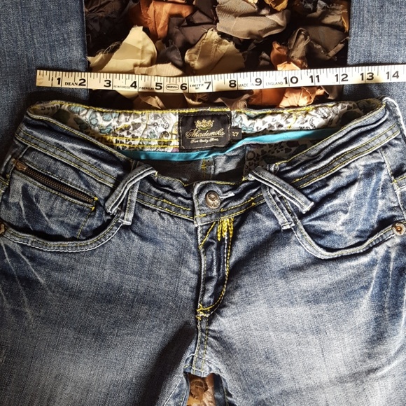 Akademiks w/ embroidered pockets - Picture 4 of 5